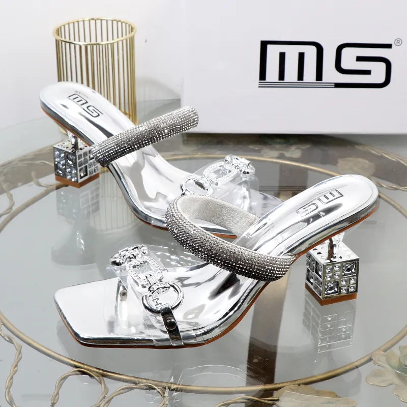 Women's slippers 2023 summer fashion Transparent belt metal decoration box shaped square Alien heel high heels wearing sandals