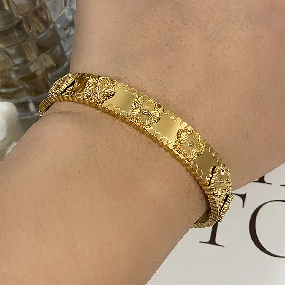 Yupsk Fashion Five-leaf Flower Stainless Steel Bracelet Bangle 18k Gold Color Lucky Grass Bracelets Female Jewelry Gift