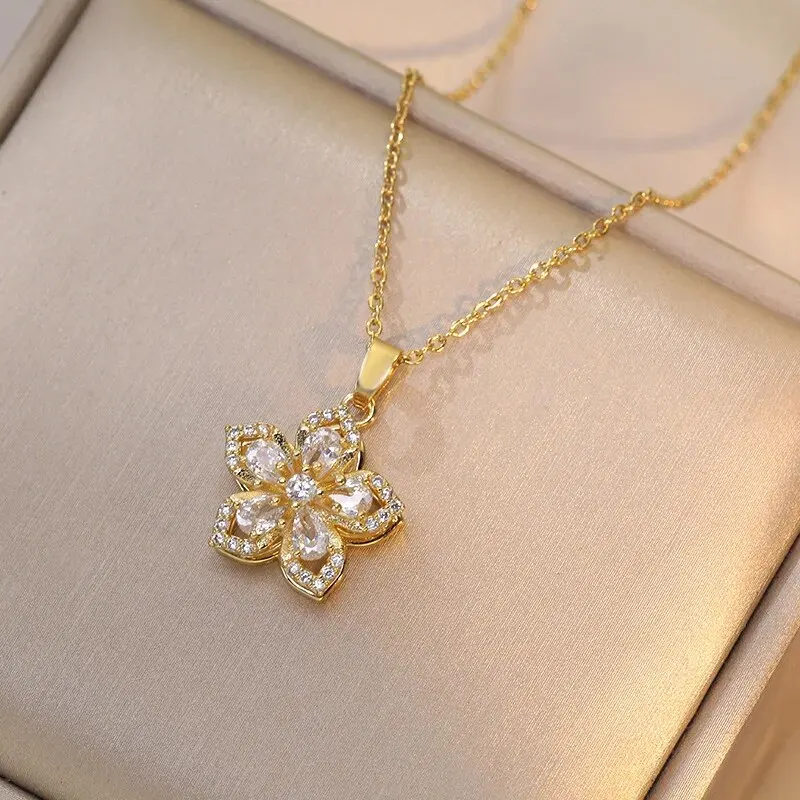 Light Luxury Spin Zircon Flower Pendant Necklace for Women Gold Color Quality High Sense Chain Necklaces Party Jewelry Gifts