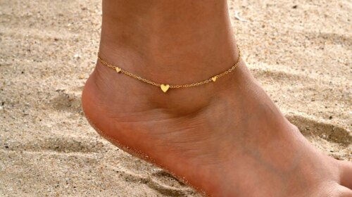 Stainless Steel Heart Anklets for Women, Gold Plated Delicate Anklet Bracelet, Light Luxury Foot Jewelry Party Gifts for Girl