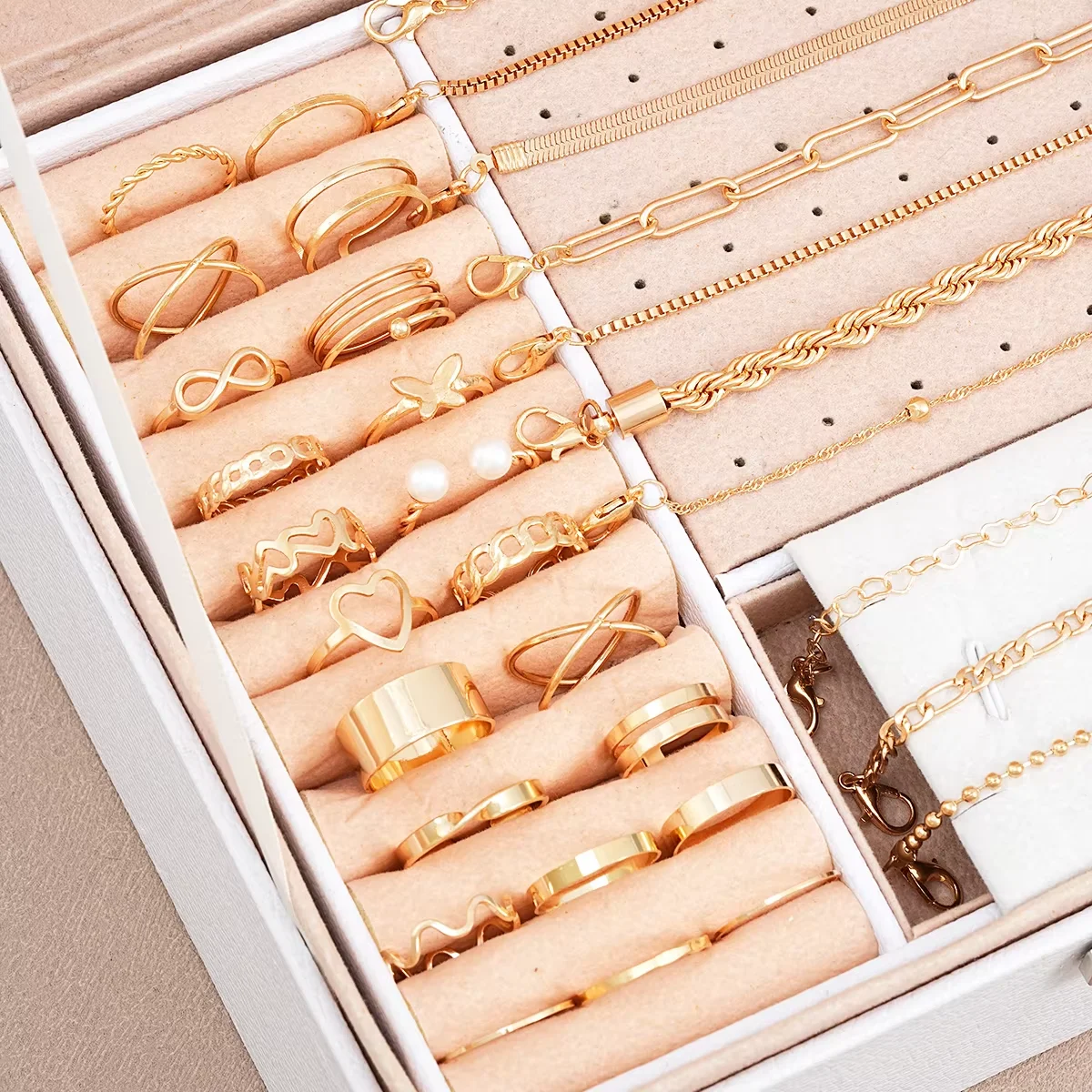 40 Pcs/Set Elegant Geometric Pearl Rings Multi-Layered Heart Zircon Necklace Simple Bracelet 3-In-1 Jewelry Set For Women Gifts