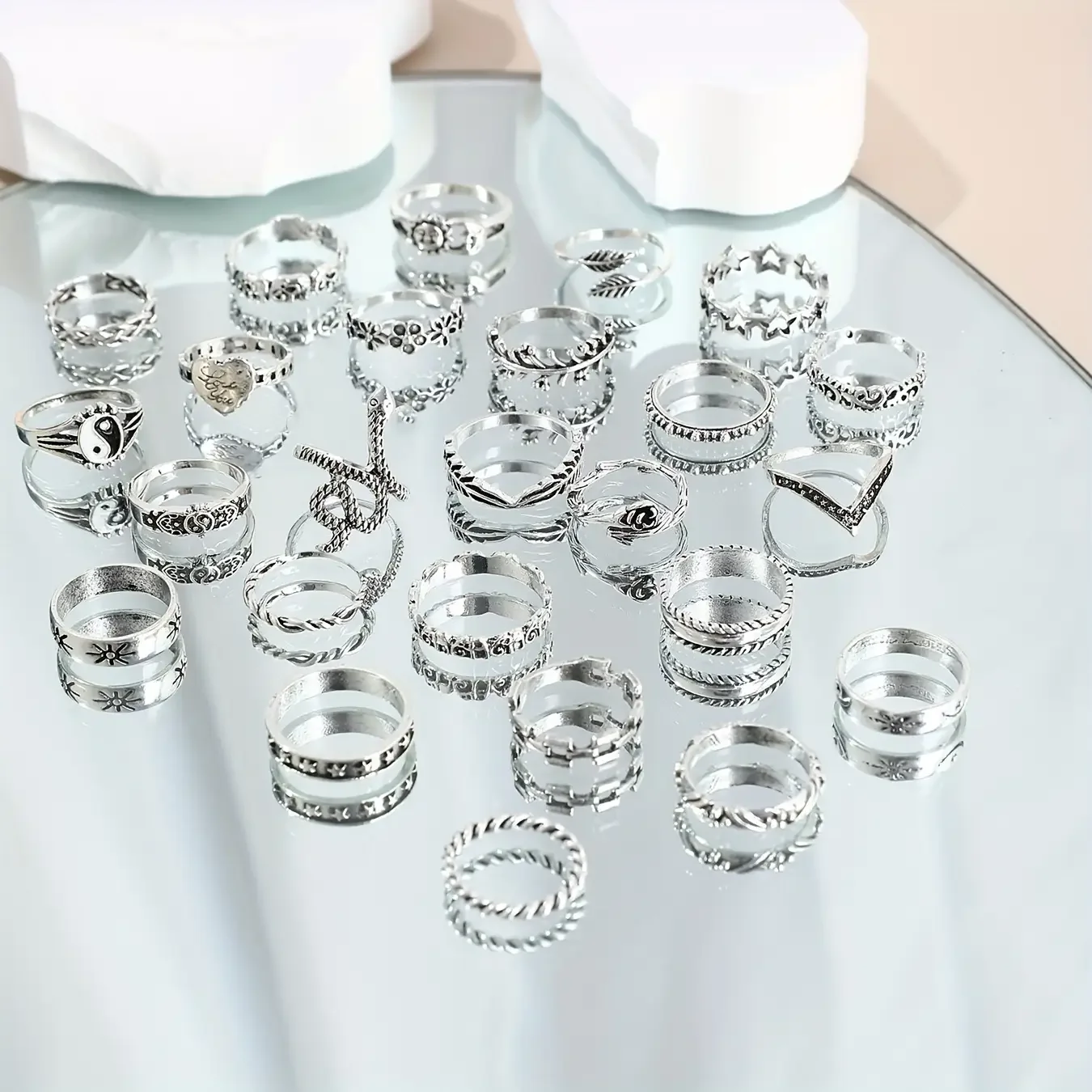 Bohemian Stacking Rings Set 25Pcs Adjustable Silver Tone Moon Star Elephant Snake Love Phrases Jewelry for Women Girls Vintage E