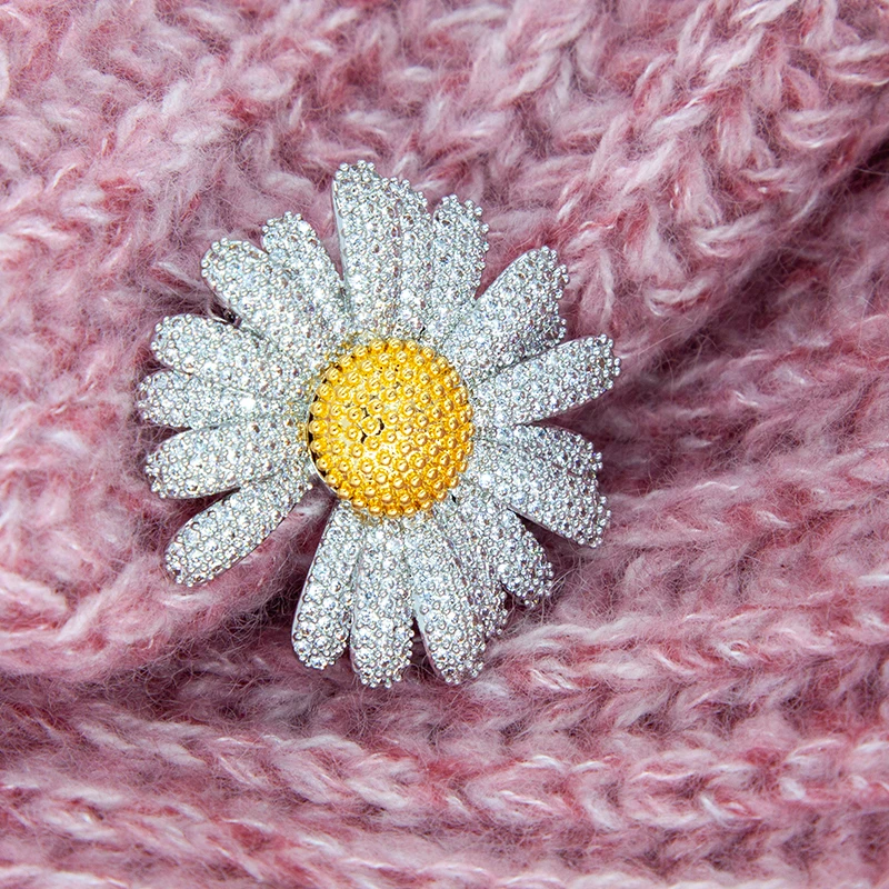 Trendy Big Zircon Daisy Brooches Shiny Sunflower Pins For Women Men Dress Scarf Corsage Wedding Jewelry Clothing Accessories