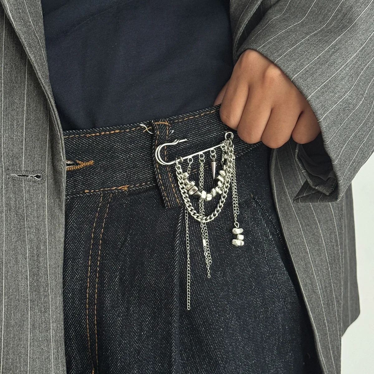 2026 Multi-Functional Chain Tassel Brooches for Women Handmade Beaded Chain Pin Fixator Trouser Leg Simple Clothes Accessory