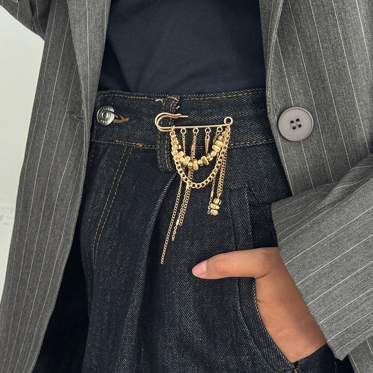 2026 Multi-Functional Chain Tassel Brooches for Women Handmade Beaded Chain Pin Fixator Trouser Leg Simple Clothes Accessory