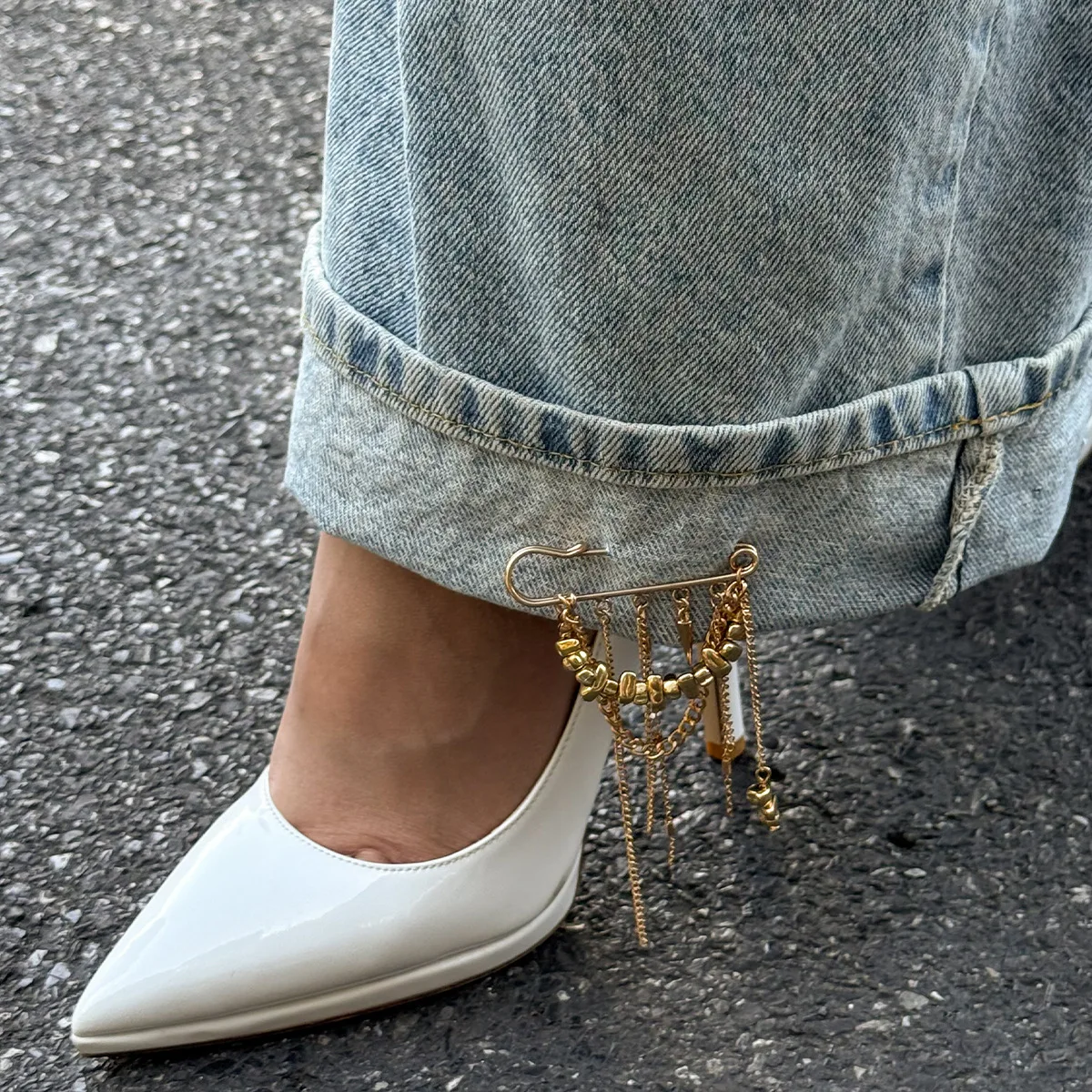 2026 Multi-Functional Chain Tassel Brooches for Women Handmade Beaded Chain Pin Fixator Trouser Leg Simple Clothes Accessory