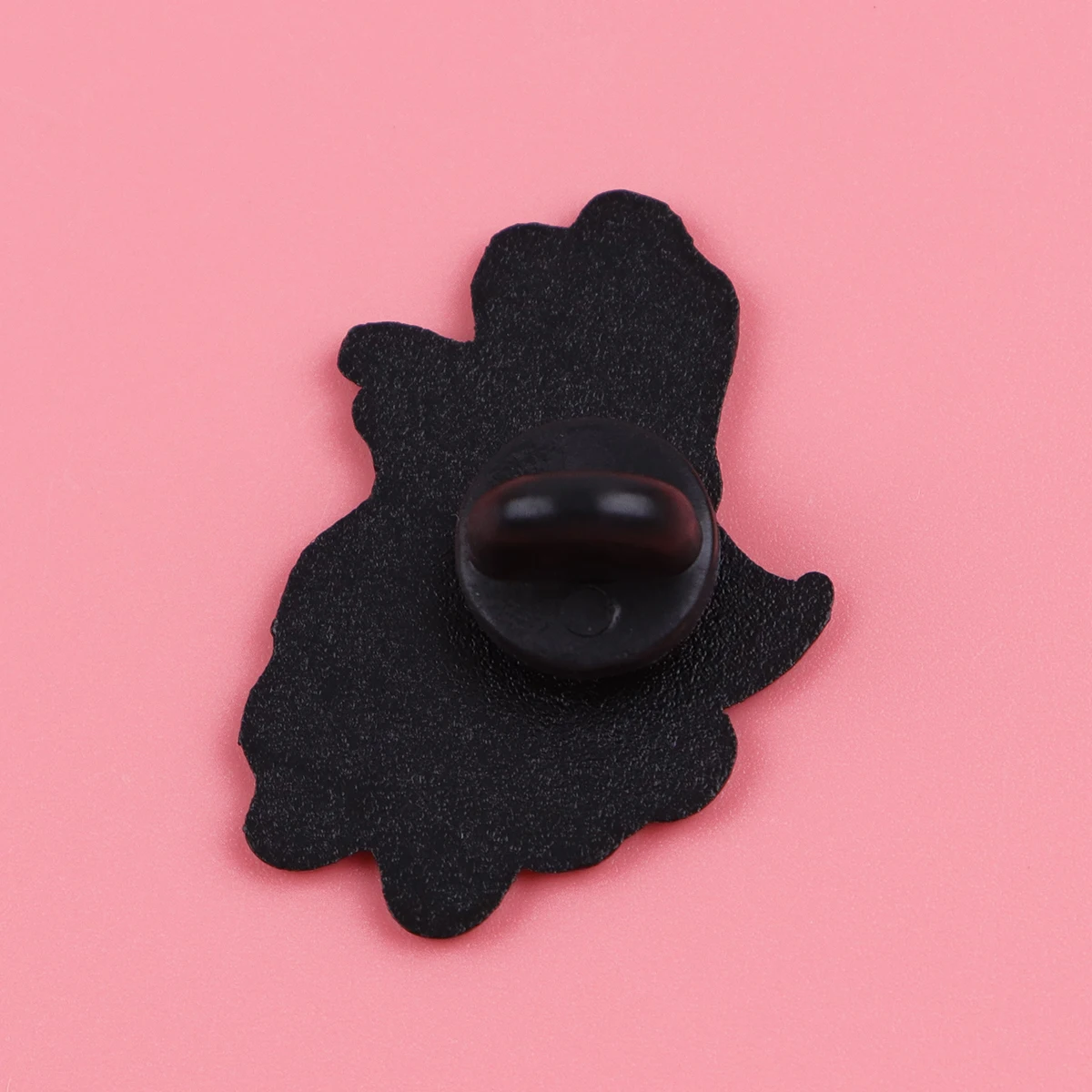 Cute Fish Enamel Pin Lapel Pins for Backpacks Cartoon Anime Brooches for Women Fashion Jewelry Accessories Friends Gift