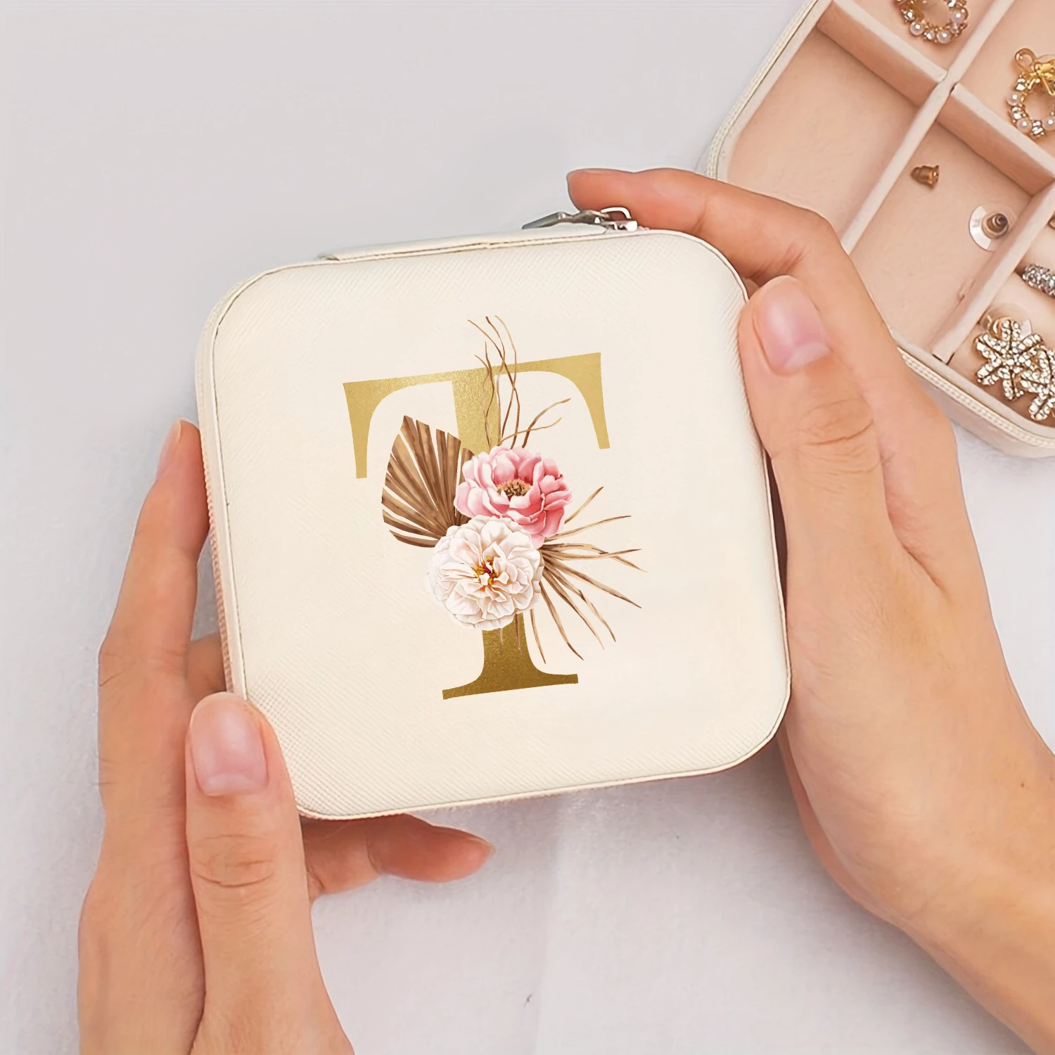 A-Z Alphabet Print Beige Jewelry Box, Elegant Travel Jewelry Case with Zipper Closure, Ideal for Bridesmaid Gifts | Jewelry Box
