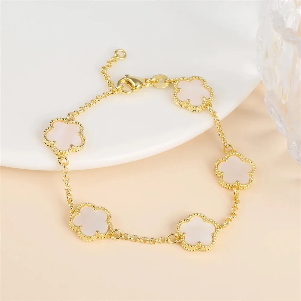 2024 Hot Sale 10 Colors Five-Leaf Flower Set Bracelet Necklace Classic Simple Women Jewelry Set Suitable For Daily Party Wear