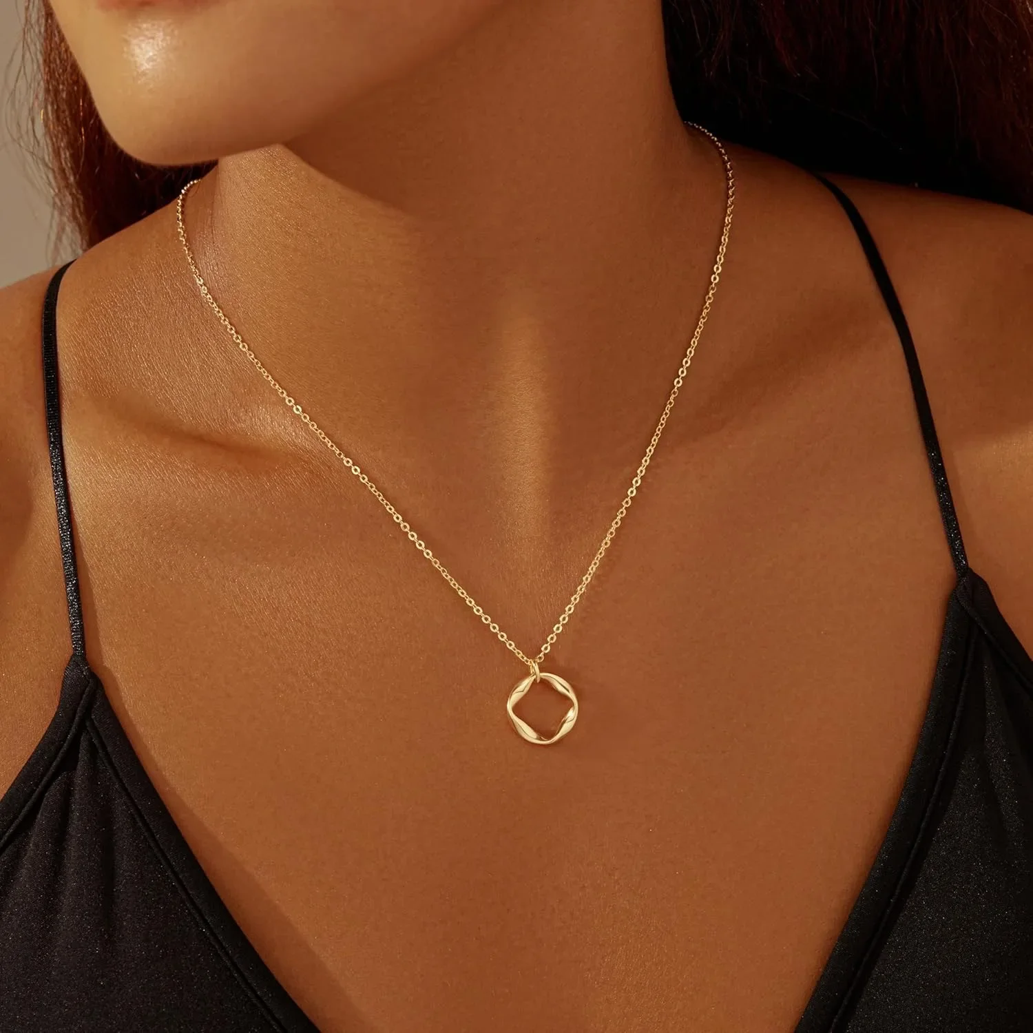 Layered 14k Gold Plated Necklaces for Women Stackable Silver Plated Circle Paperclip Chain Pendant Choker Necklace Set For Woman