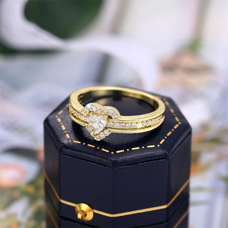 Huitan Romantic Wedding Band Ring Female Love Jewelry Brilliant Heart Zirconia Finger Accessories for Engagement Exquisite Gift