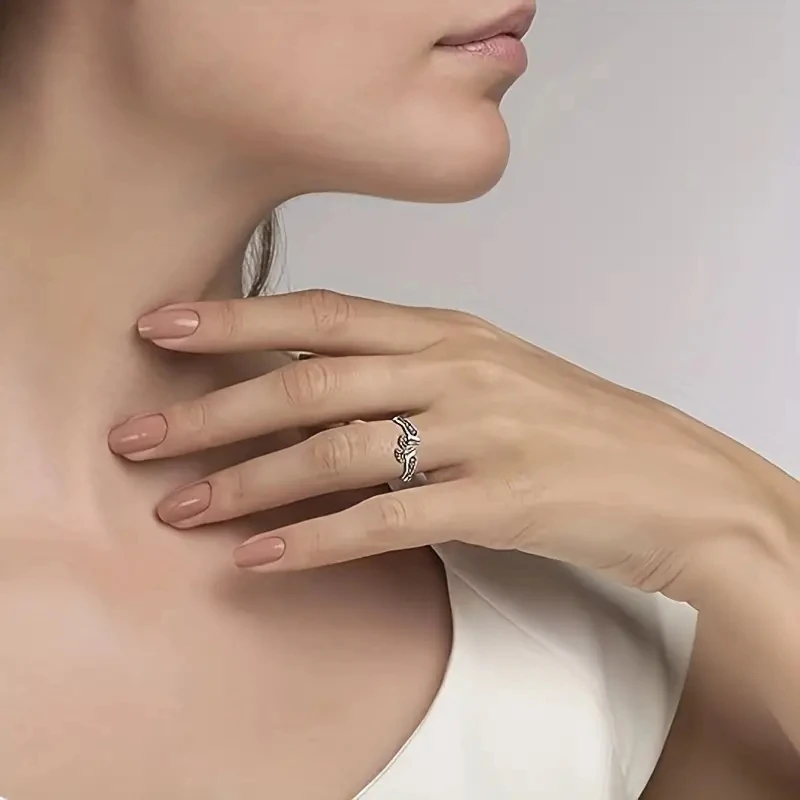 Huitan Aesthetic Mother's Day Gift Rings for Mom Caved Mommy of an Angel Baby Foots Women Rings Creative Design Fashion Jewelry